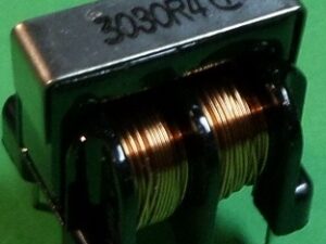 Дроссель 3030R4 (Фильтр питания синфазный на плату 0,4А 300в) катушка индуктивности