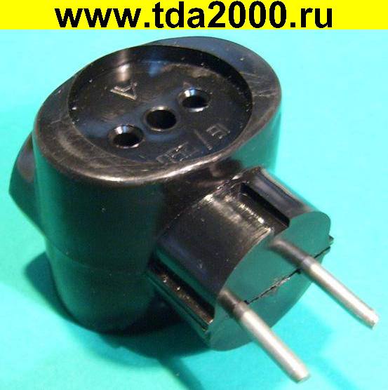 220в Тройник сетевой черный