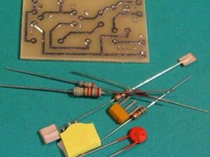 ИЗ Генератор прямоугольных сигналов