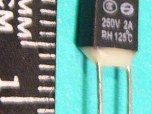 термопредохранитель 120°C 2А RH01