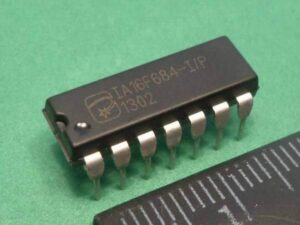 PIC16F684-I/P dip -14 микросхема