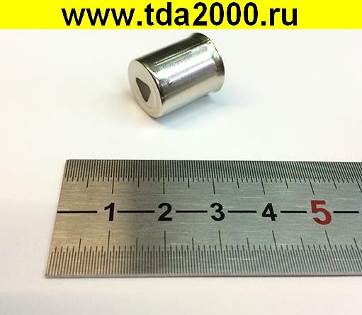 Колпачок антенны Магнетрона (h=17.5 мм, d=14 мм, отв. треугольное)
