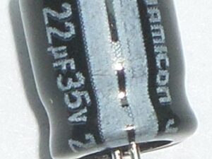 22 мкф 35в 6,3х7 конденсатор электролитический