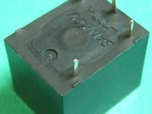 Реле 12в 4 вывода SRD-S-112DM 250V10A,360mW,4pin Sanyou