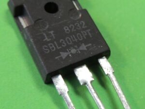 SBL3040PT (2x30A,40V) to-247 демонтаж короткие ноги микросхема