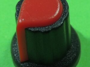 Ручка для резистора WH148 красная с накаткой